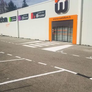 Marquage au sol chantier Weldom Lavelanet